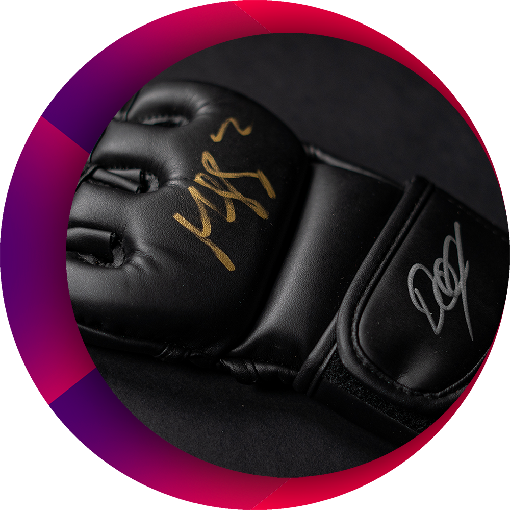 KHAMZAT CHIMAEV – SIGNED MMA GLOVE