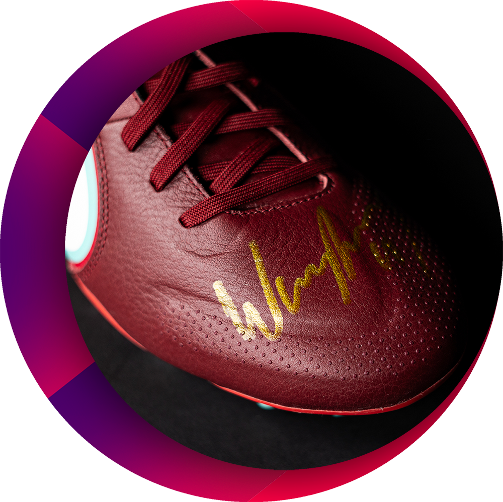 WAYNE ROONEY – SIGNED FOOTBALL BOOT